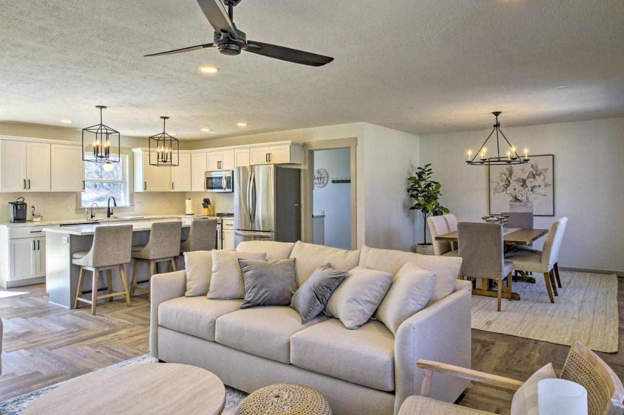 Retreat With Deck About 9 Mi To Downtown Springfield Villa Ozark Luaran gambar